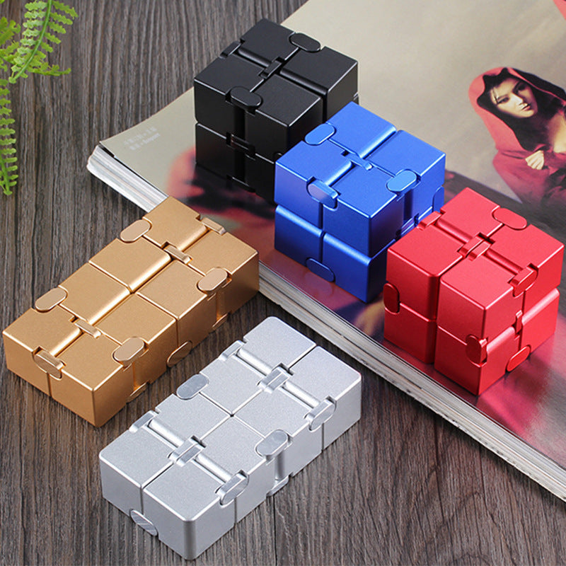 Aluminum infinity fidget cube desk toy